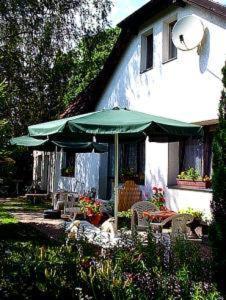 פאלקנזה Lakeside Bed And Breakfast Berlin - Pension Am See מראה חיצוני תמונה